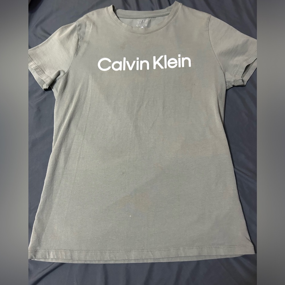 Women’s large Calvin Klein shirt